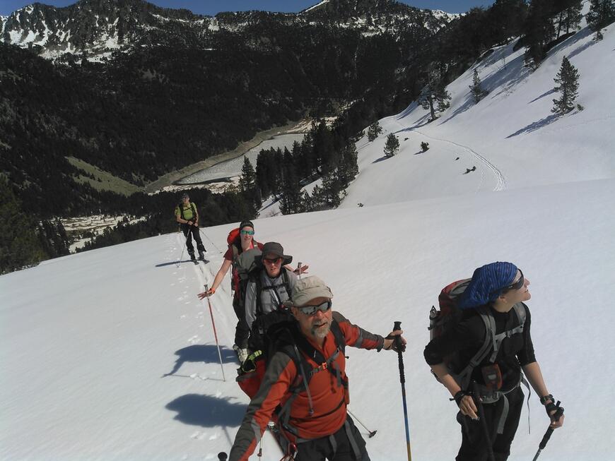 Arrivée dans le vallon d'Estaragne le samedi en Tshirt Arrivée dans le vallon d'Estaragne le samedi en Tshirt